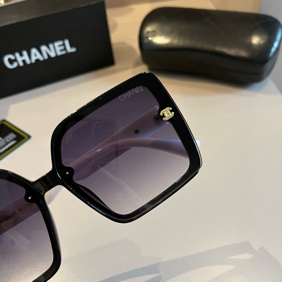 Chanel Fashion Gold Lens Sunglasses for Men & Women - 465161 - detail image 2