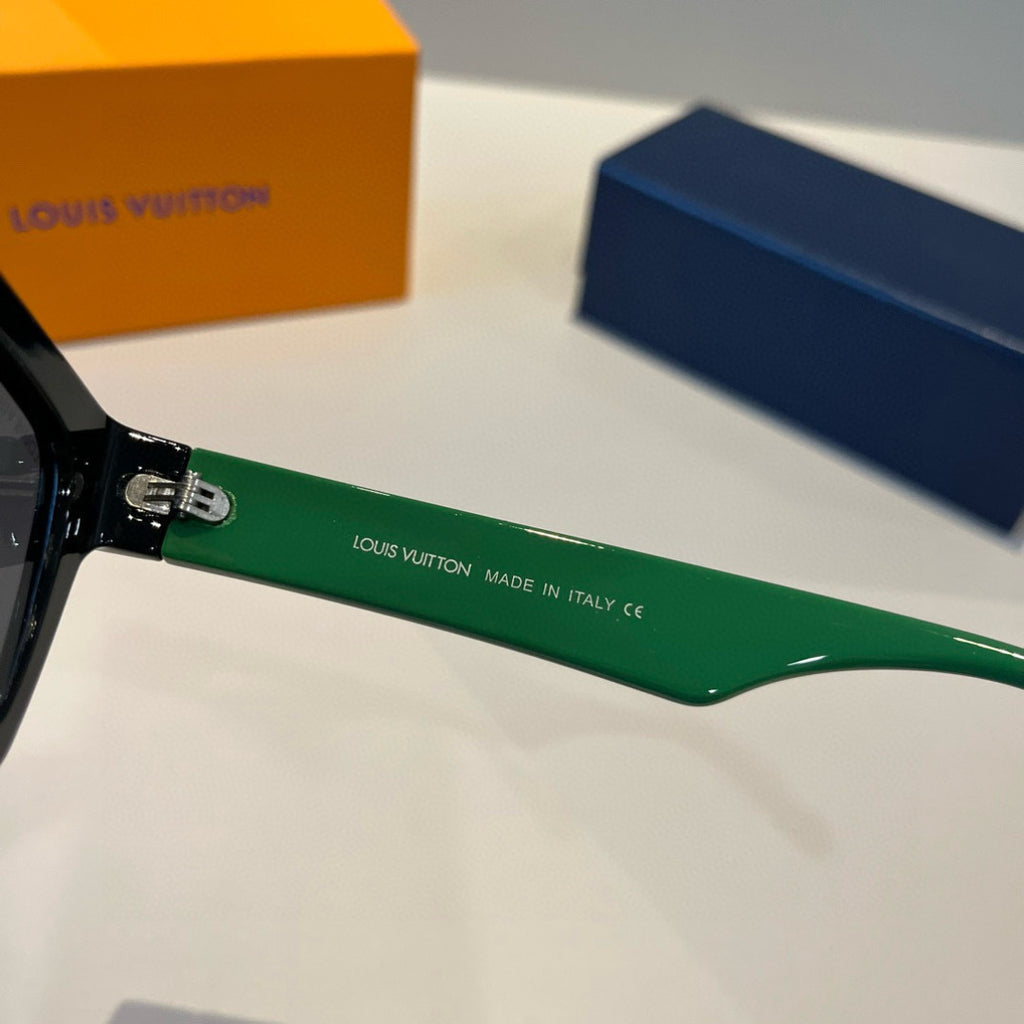 Louis Vuitton Metal Fashion Black Lens Sunglasses for Men & Women - 933803 - detail image 7
