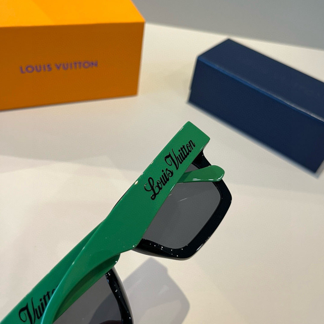 Louis Vuitton Metal Fashion Black Lens Sunglasses for Men & Women - 933803 - detail image 5