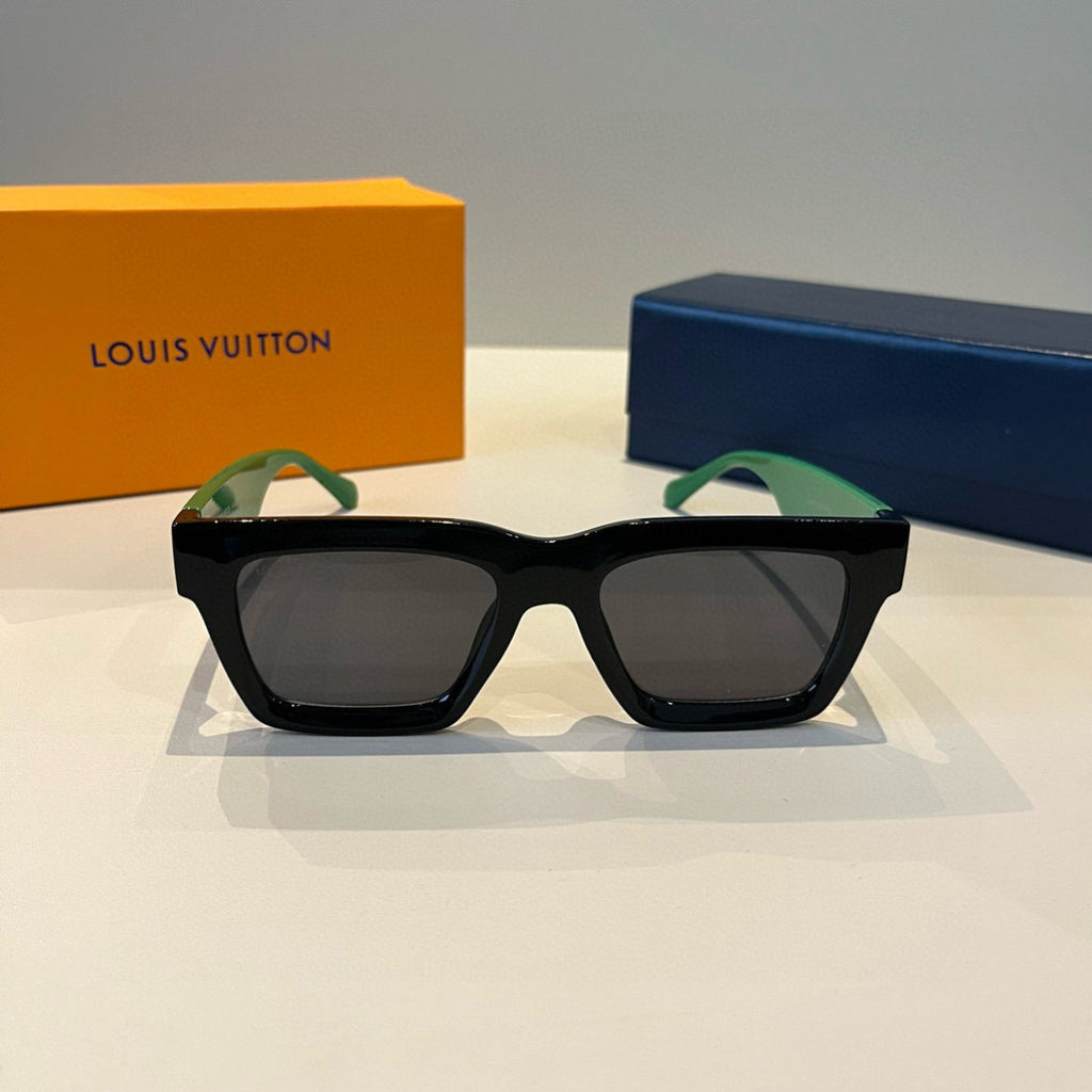Louis Vuitton Metal Fashion Black Lens Sunglasses for Men & Women - 933803 - detail image 2
