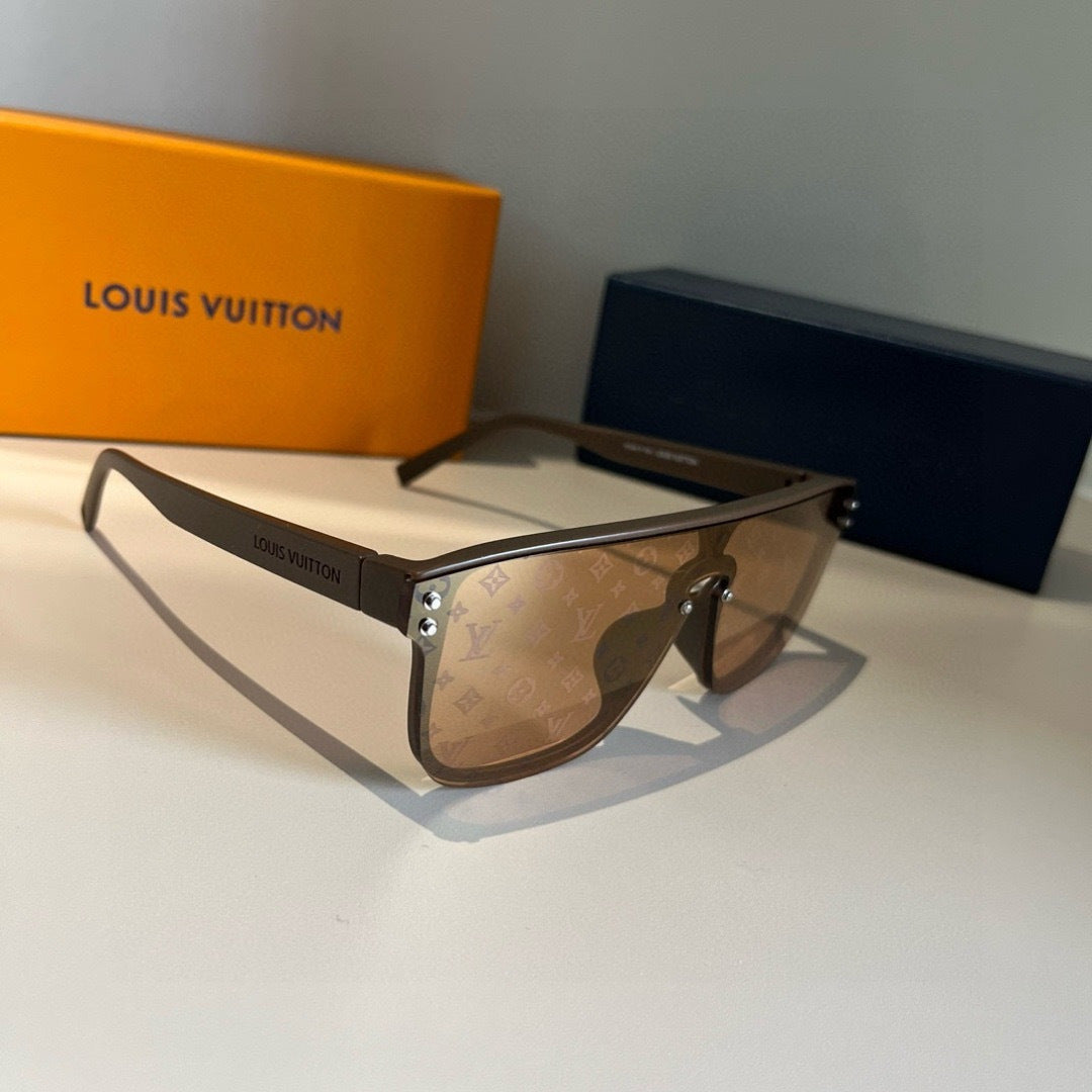 Louis Vuitton Fashion Gold Lens Sunglasses for Men & Women - 381802