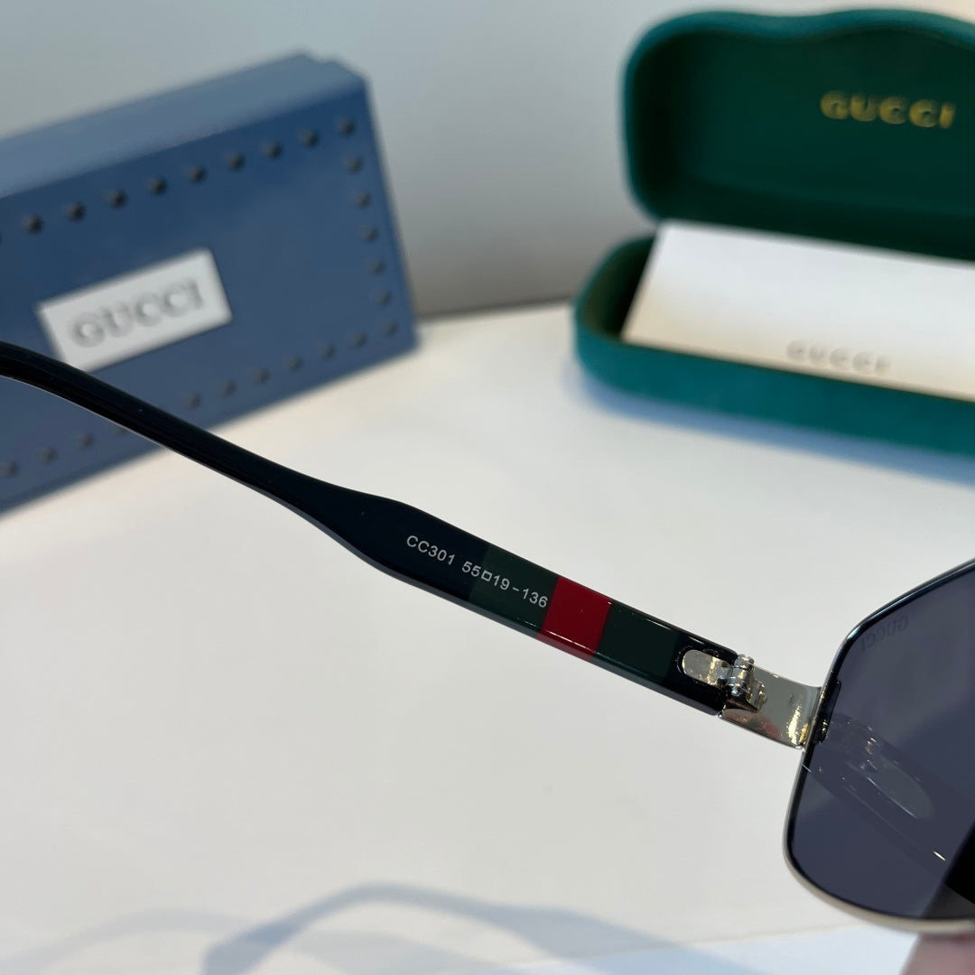 Gucci Oversized Silver Lens Sunglasses for Women - 997570 - detail image 6