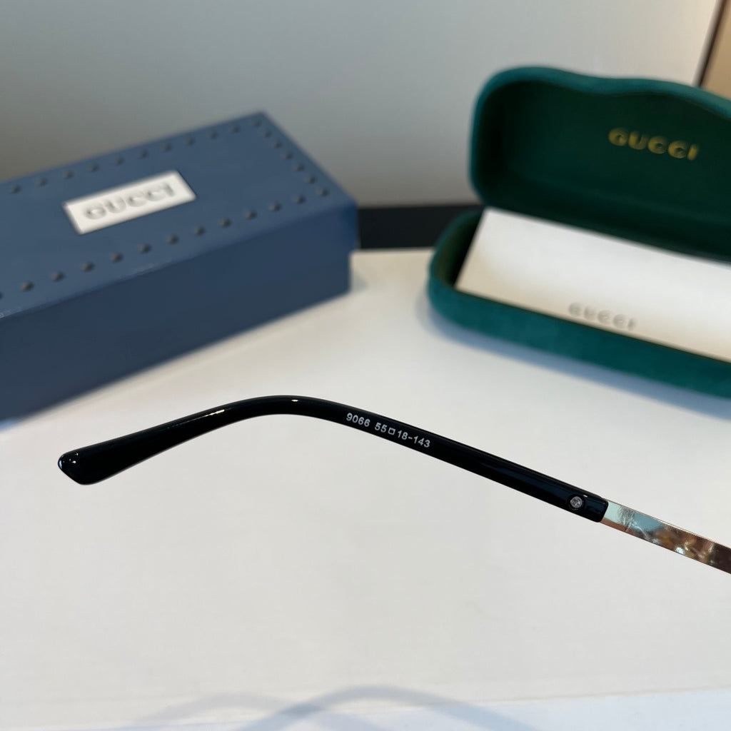 Gucci Oversized Silver Lens Sunglasses for Women - 398302 - detail image 5