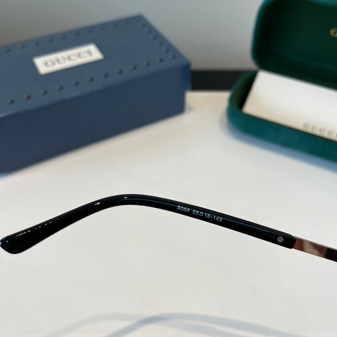 Gucci Oversized Silver Lens Sunglasses for Women - 997574 - detail image 5