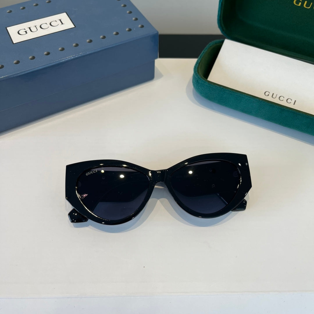 Gucci Cat-Eye Black Lens Sunglasses for Men & Women - 398303 - detail image 9