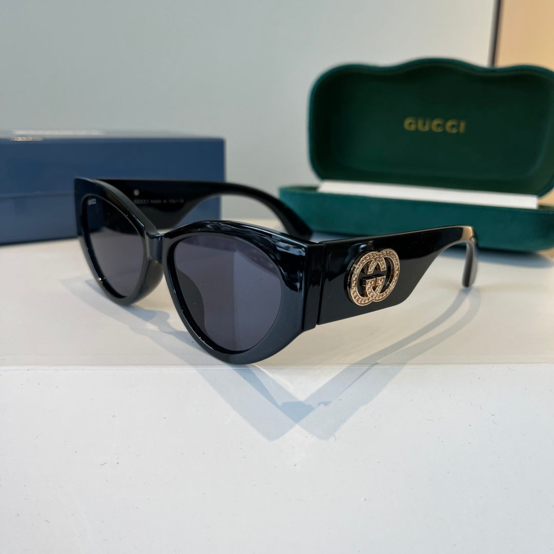Gucci Cat-Eye Black Lens Sunglasses for Men & Women - 997575 - detail image 3