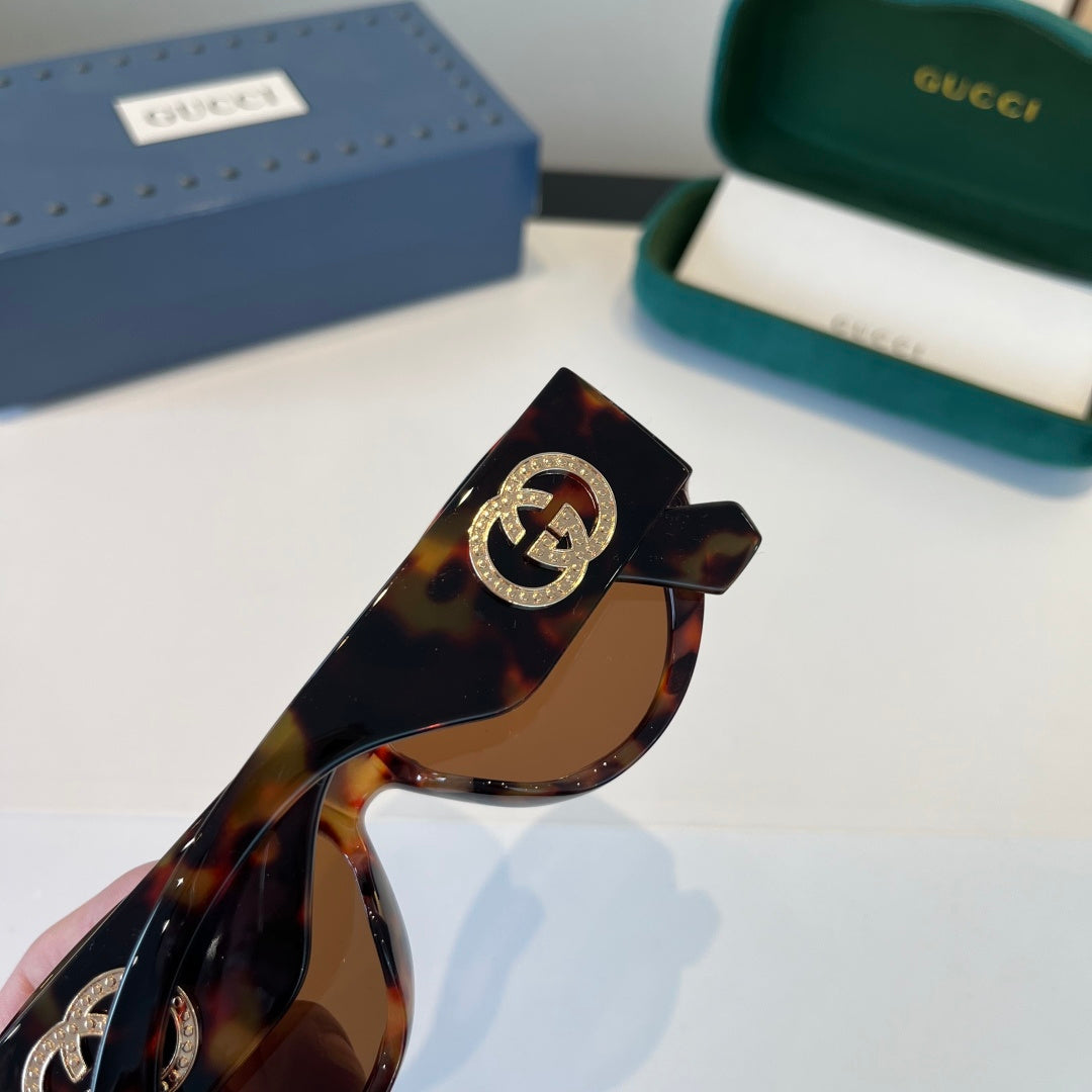 Gucci Cat-Eye Black Lens Sunglasses for Men & Women - 381964 - detail image 7