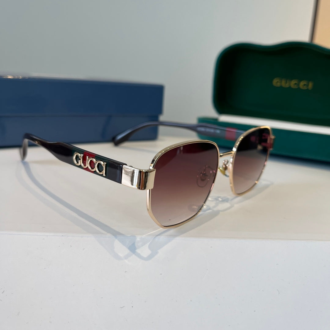 Gucci Oversized Silver Lens Sunglasses for Women - 866924