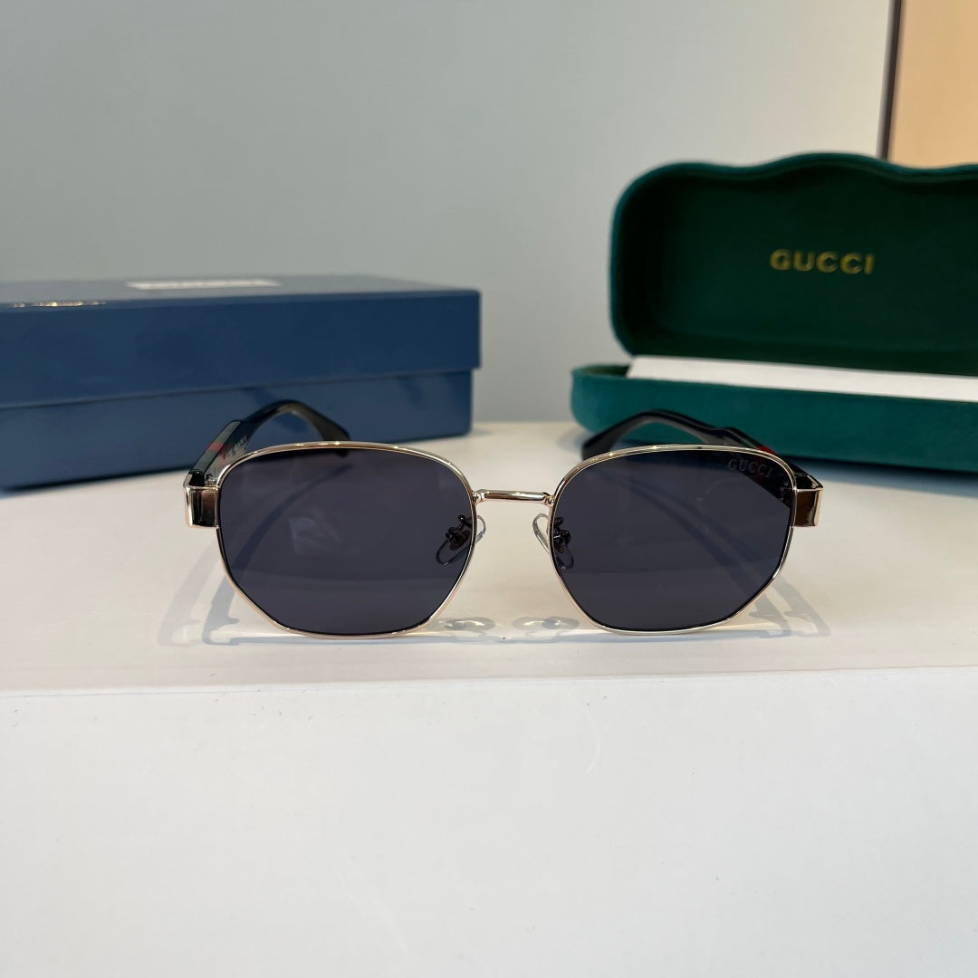 Gucci Oversized Silver Lens Sunglasses for Women - 997578 - detail image 2