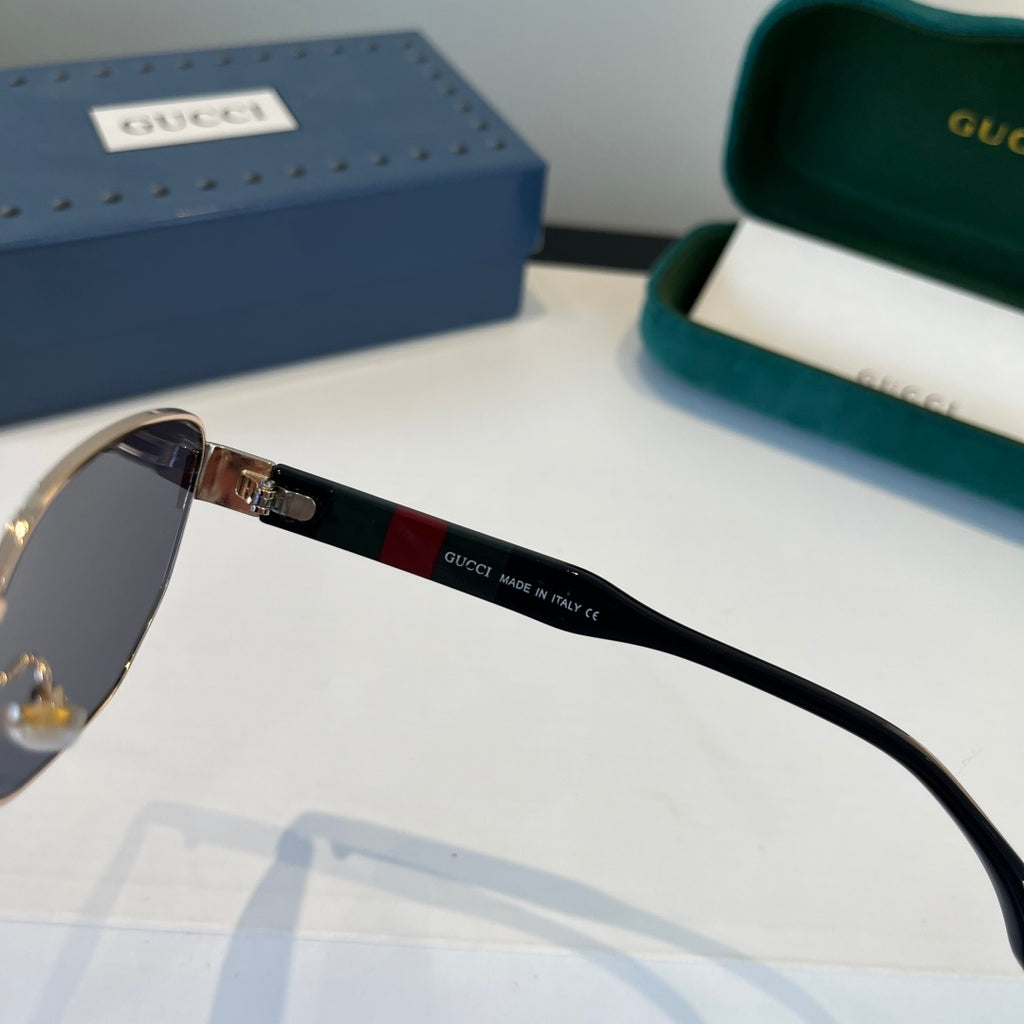 Gucci Oversized Silver Lens Sunglasses for Women - 398306 - detail image 4