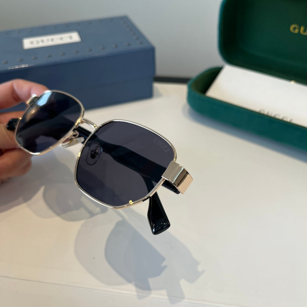 Gucci Oversized Silver Lens Sunglasses for Women - 866925 - detail image 8