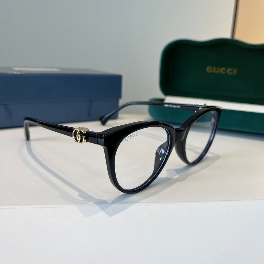 Gucci Fashion Silver Lens Sunglasses for Men & Women - 997663