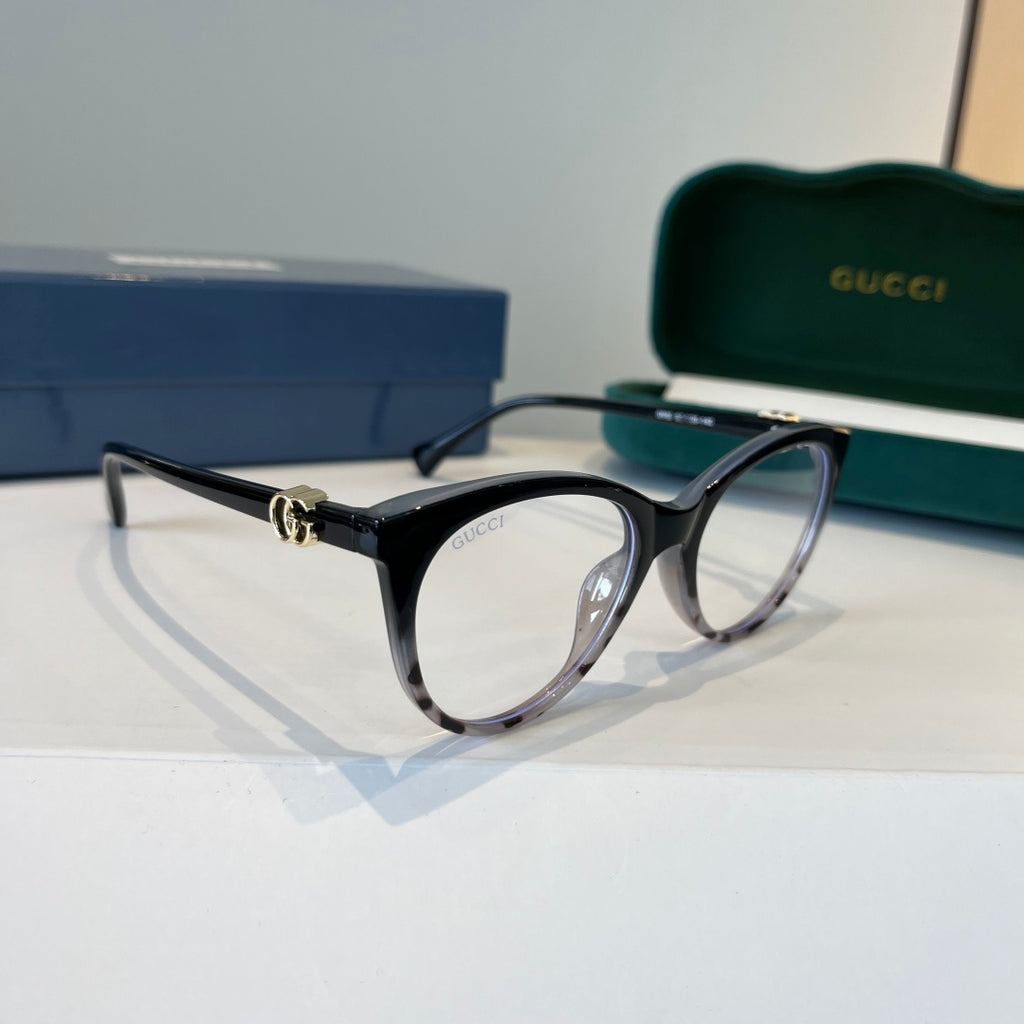 Gucci Fashion Silver Lens Sunglasses for Men & Women - 997664