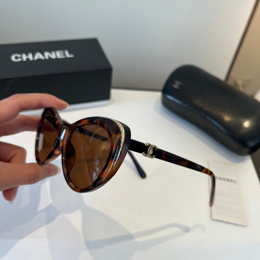 Chanel Cat-Eye Brown Lens Sunglasses for Men & Women - detail image 4