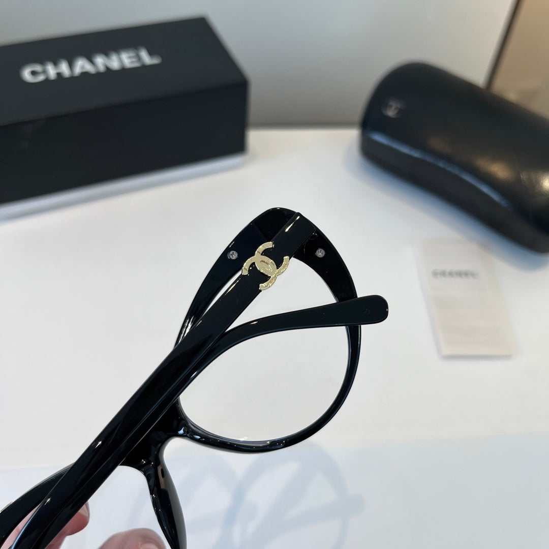 Chanel Cat-Eye Silver Lens Sunglasses for Men & Women - 997756 - detail image 8