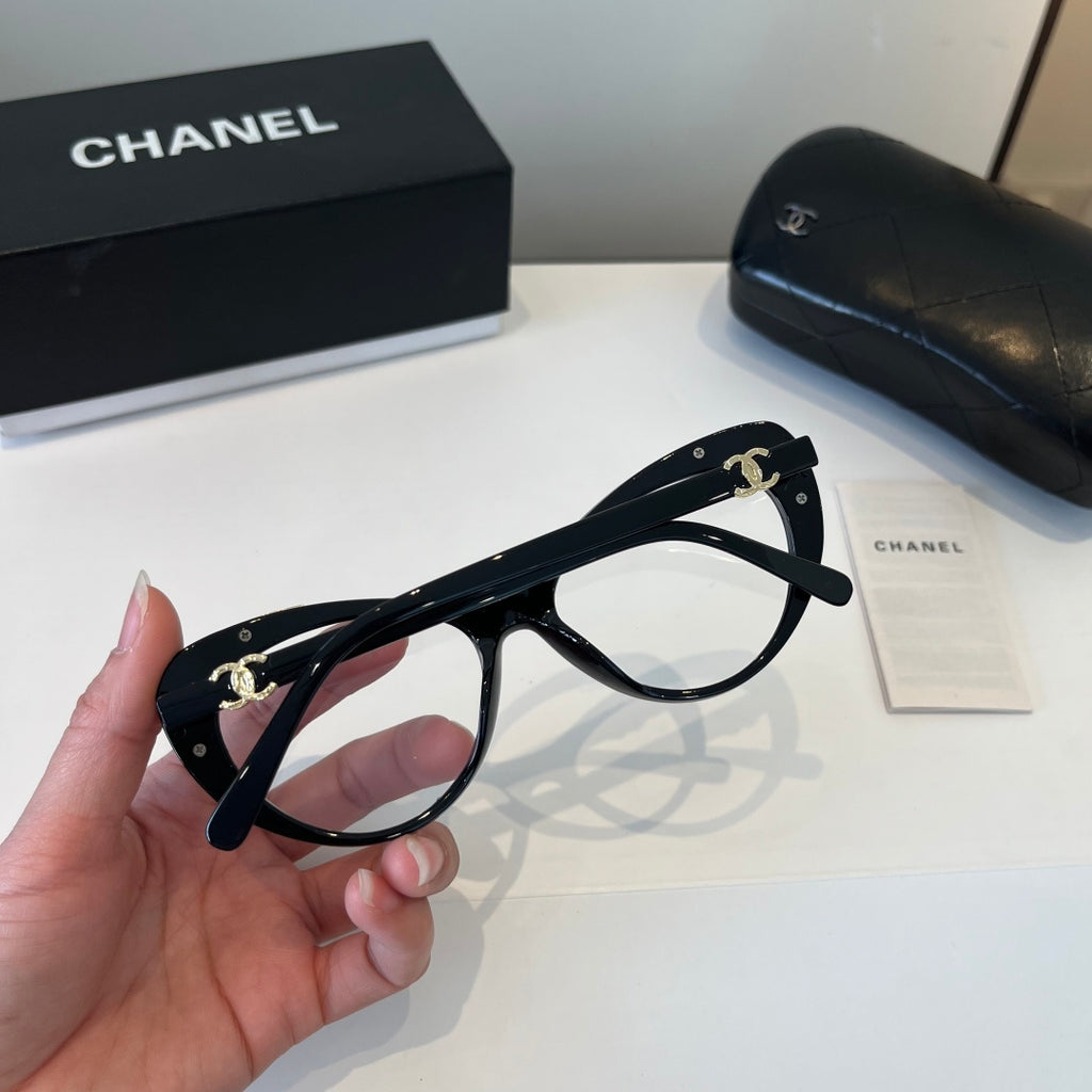 Chanel Cat-Eye Silver Lens Sunglasses for Men & Women - 997756 - detail image 7