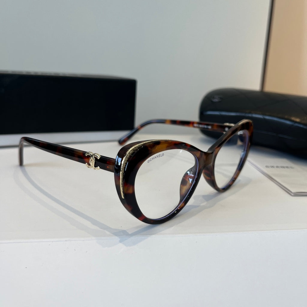 Chanel Cat-Eye Silver Lens Sunglasses for Men & Women - 866991