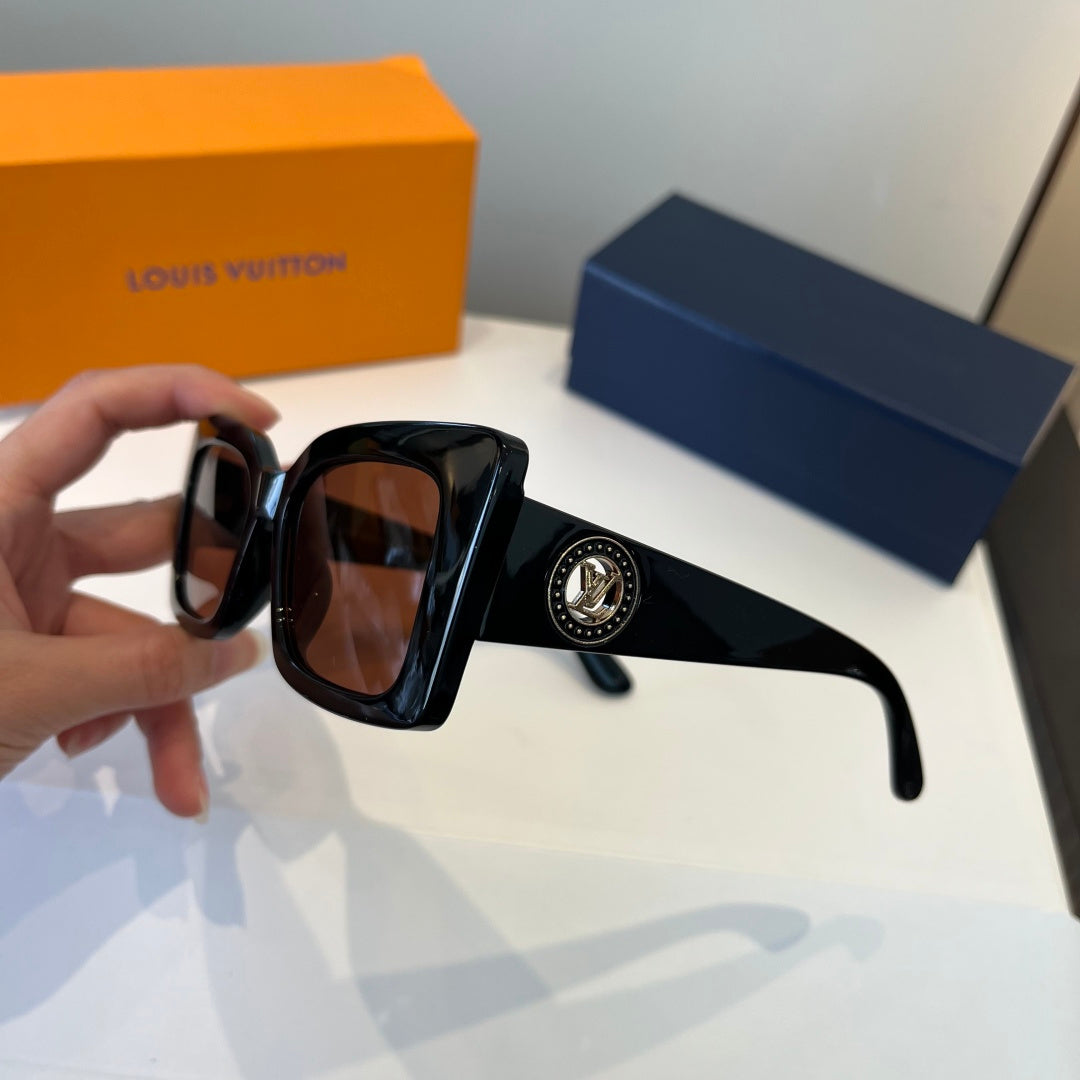 Louis Vuitton Fashion Black Lens Sunglasses for Men & Women - 866868 - detail image 4