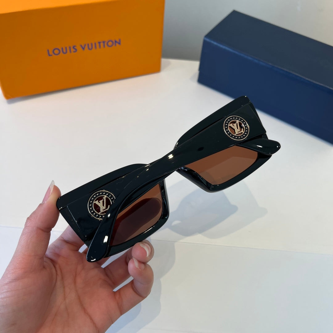 Louis Vuitton Fashion Black Lens Sunglasses for Men & Women - 866868 - detail image 7