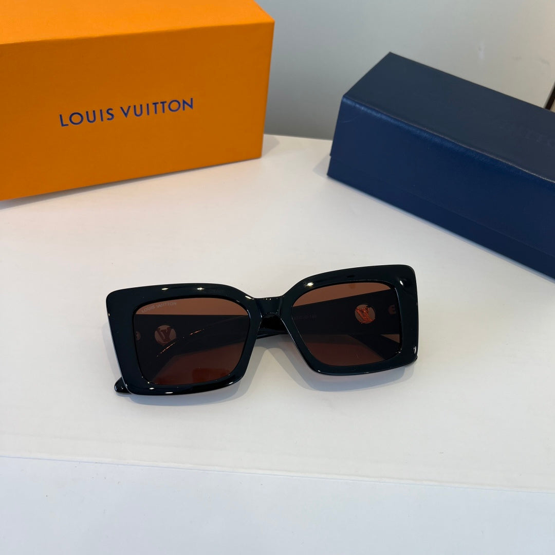 Louis Vuitton Fashion Black Lens Sunglasses for Men & Women - 493102 - detail image 10