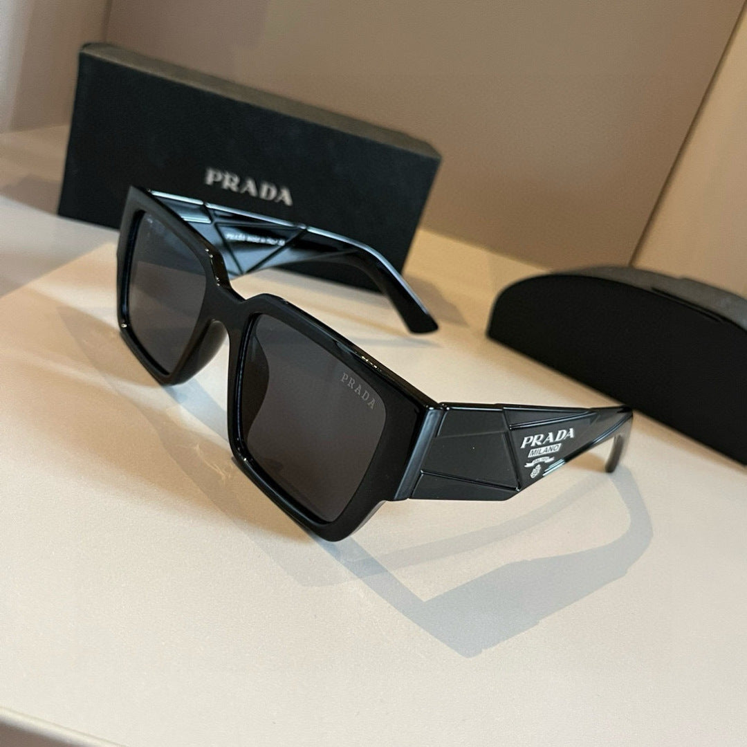 Prada Fashion Gold Lens Sunglasses for Men & Women - detail image 2