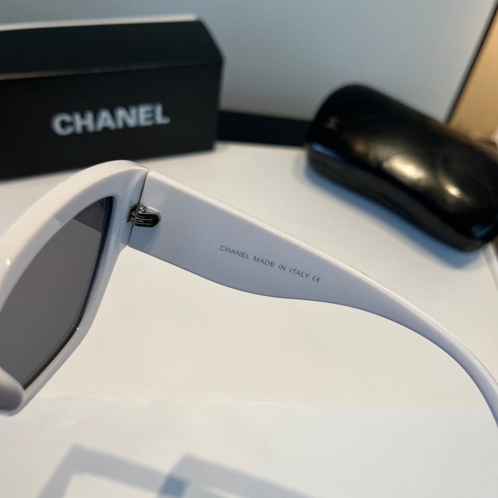 Chanel Fashion Black Lens Sunglasses for Men & Women - 371786 - detail image 5