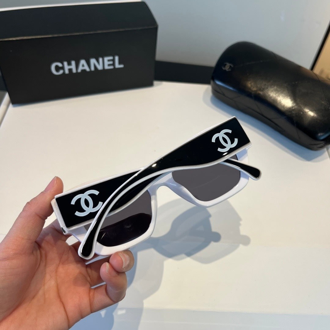 Chanel Fashion Black Lens Sunglasses for Men & Women - 382233 - detail image 7