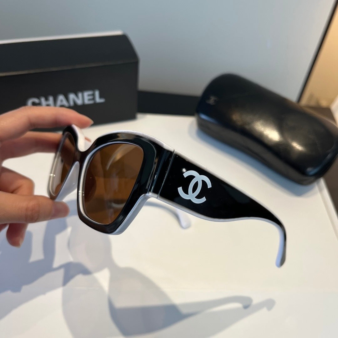 Chanel Fashion Gold Lens Sunglasses for Men & Women - 371787 - detail image 4