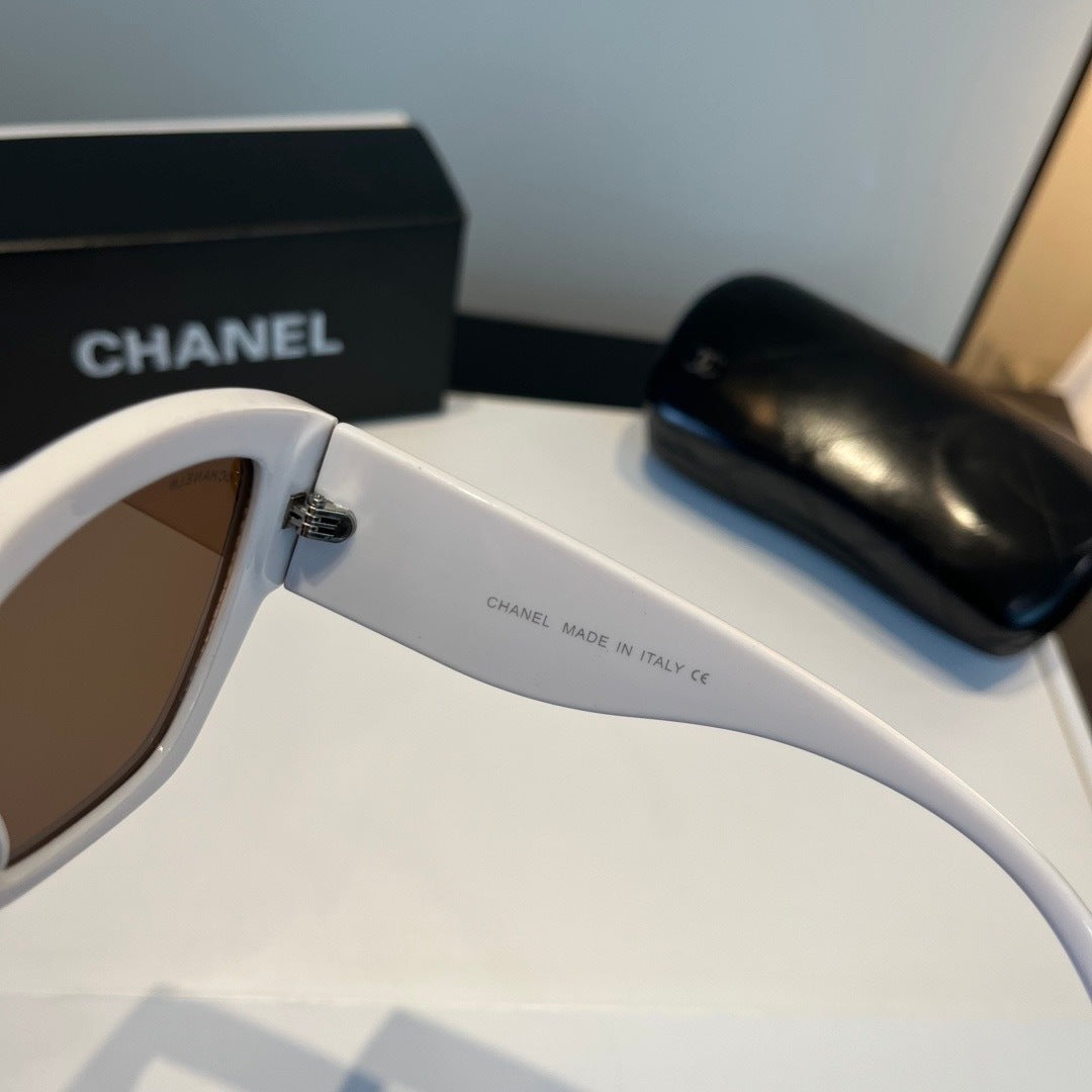 Chanel Fashion Gold Lens Sunglasses for Men & Women - 382234 - detail image 5