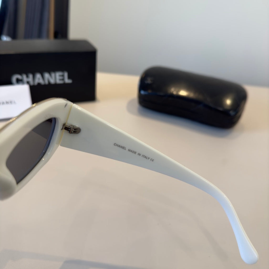 Chanel Fashion Silver Lens Sunglasses for Men & Women - 382236 - detail image 4