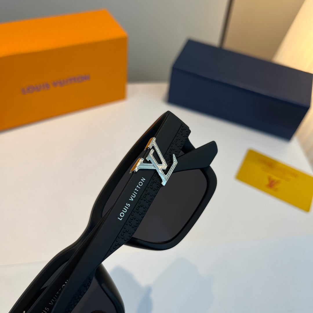 Louis Vuitton Fashion Silver Lens Sunglasses for Men & Women - 431261 - detail image 7