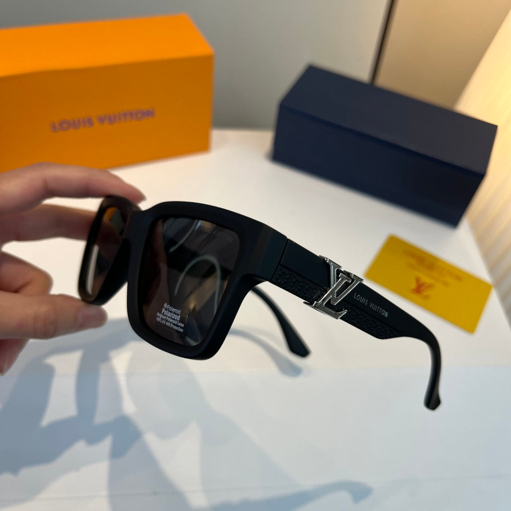 Louis Vuitton Fashion Silver Lens Sunglasses for Men & Women - 381806 - detail image 4