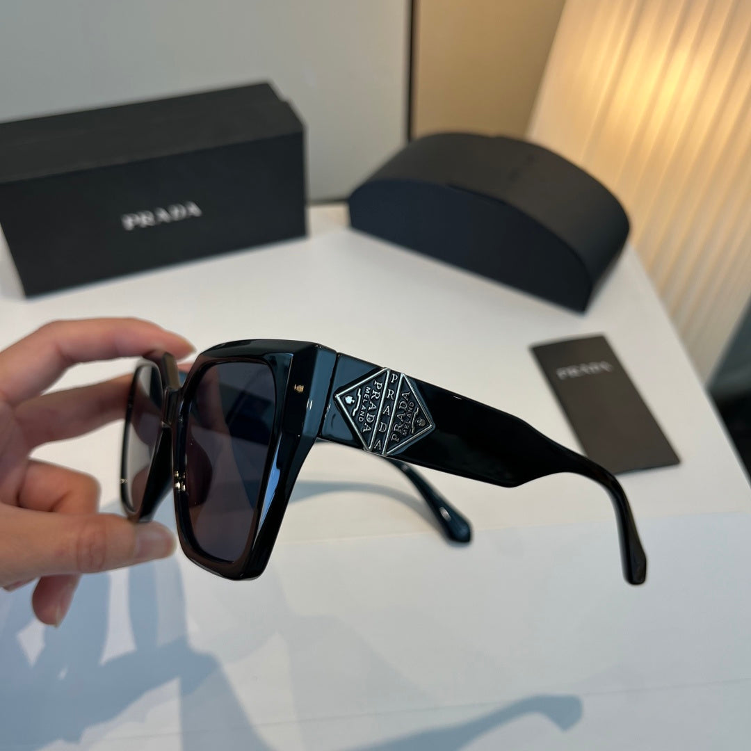 Prada Fashion Black Lens Sunglasses for Men & Women - 465692 - detail image 4