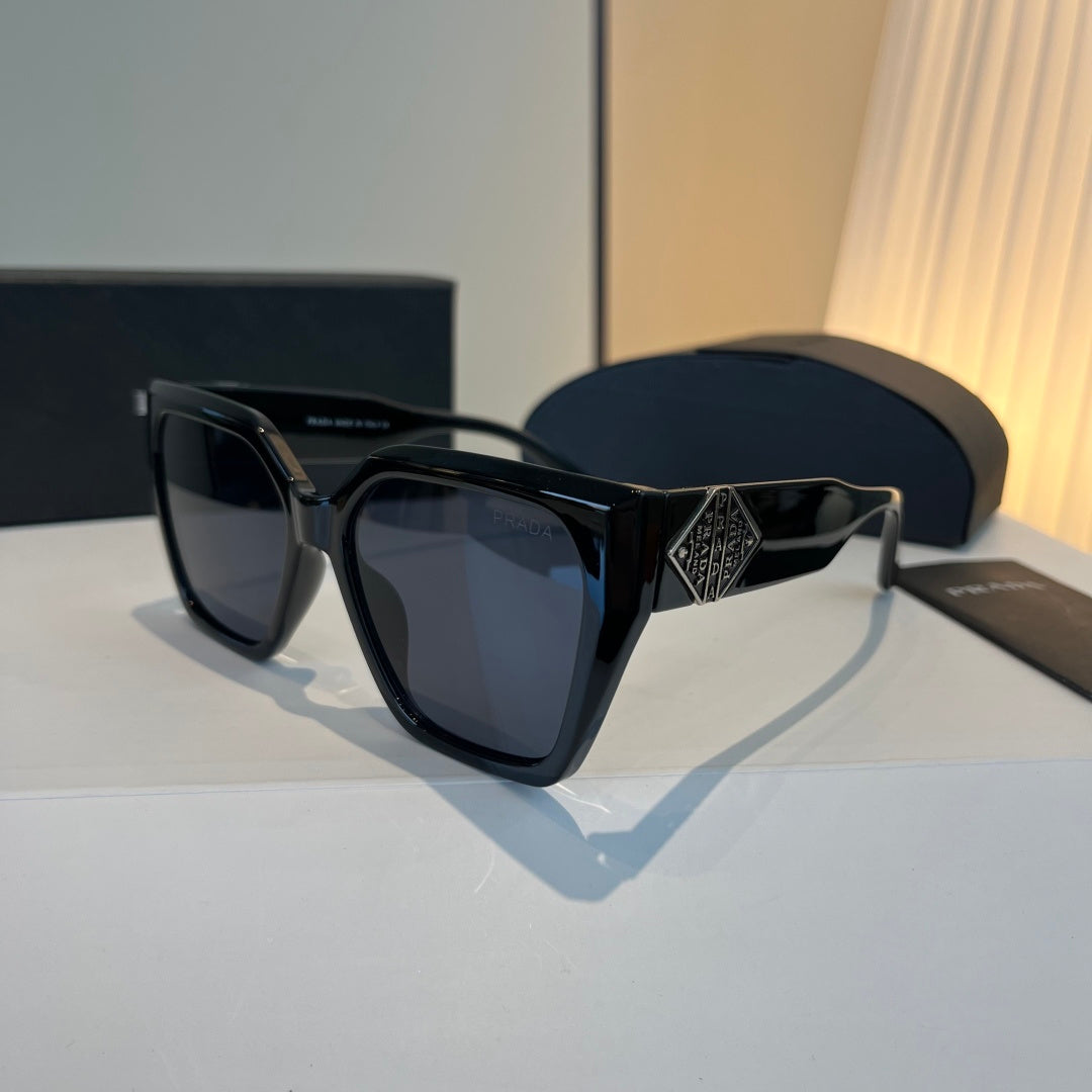 Prada Fashion Black Lens Sunglasses for Men & Women - 465692 - detail image 3