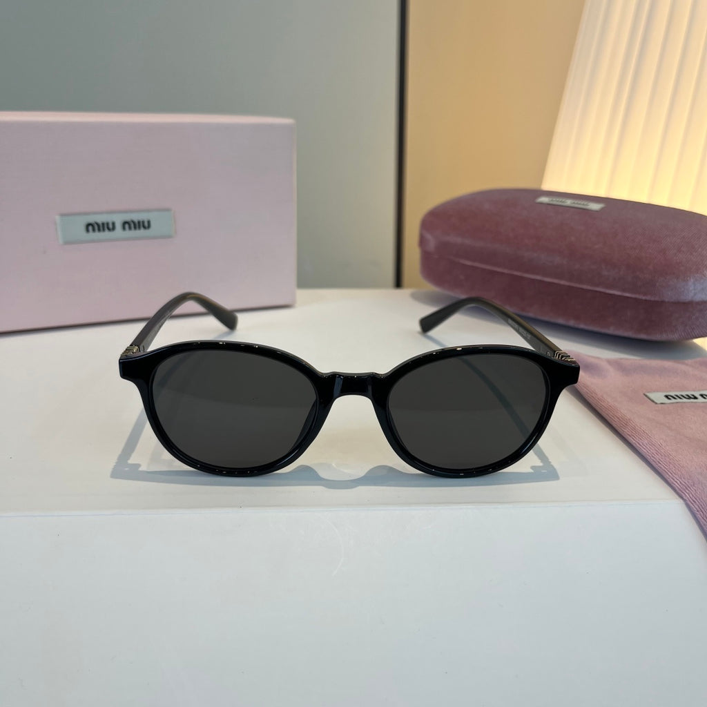 Miu Miu SMUO7S Square Black Lens Sunglasses for Men & Women - 998389 - detail image 2