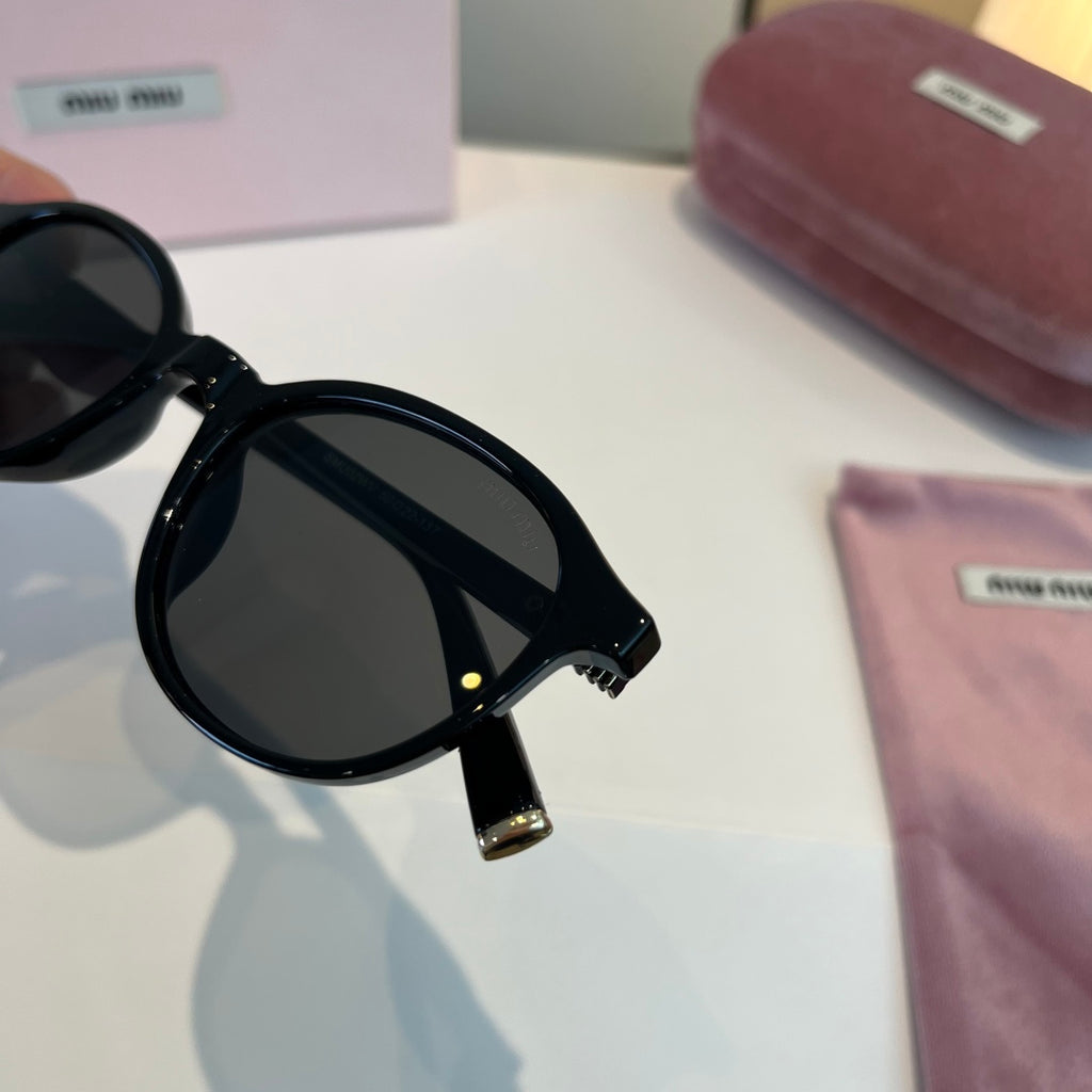 Miu Miu SMUO7S Square Black Lens Sunglasses for Men & Women - 998389 - detail image 6