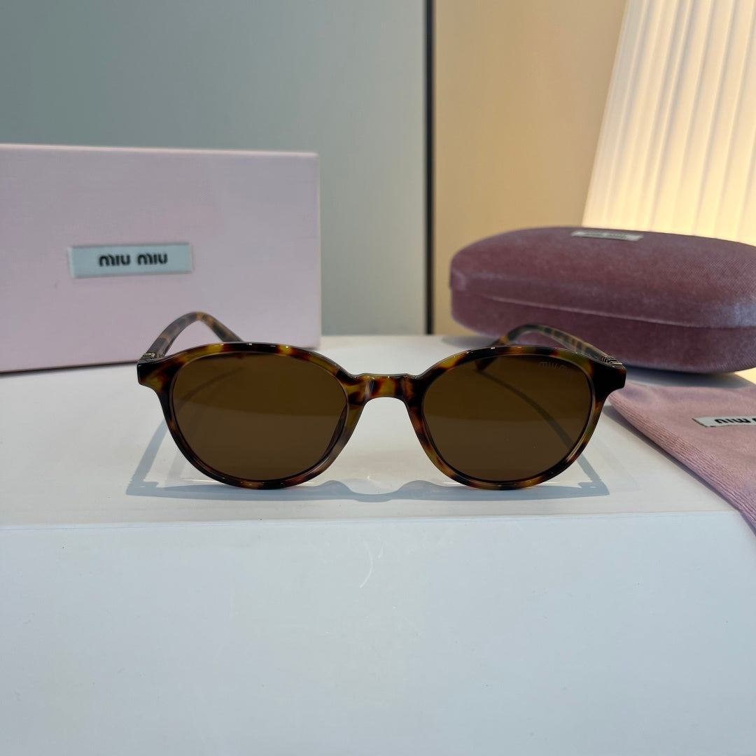 Miu Miu SMUO7S Square Brown Lens Sunglasses for Men & Women - 998390 - detail image 2