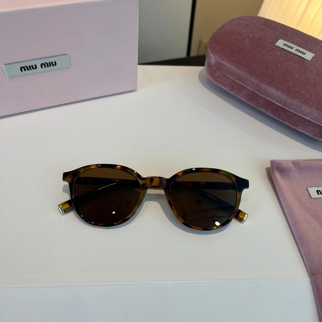 Miu Miu SMUO7S Square Brown Lens Sunglasses for Men & Women - 998390 - detail image 5