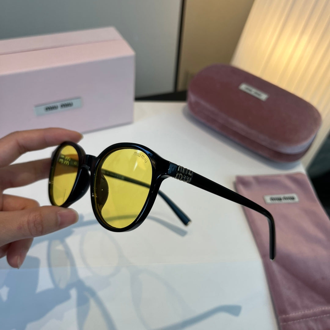Miu Miu SMUO7S Square Brown Lens Sunglasses for Men & Women - 998391 - detail image 4