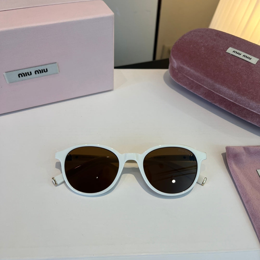 Miu Miu SMUO7S Square Silver Lens Sunglasses for Men & Women - 998393 - detail image 4
