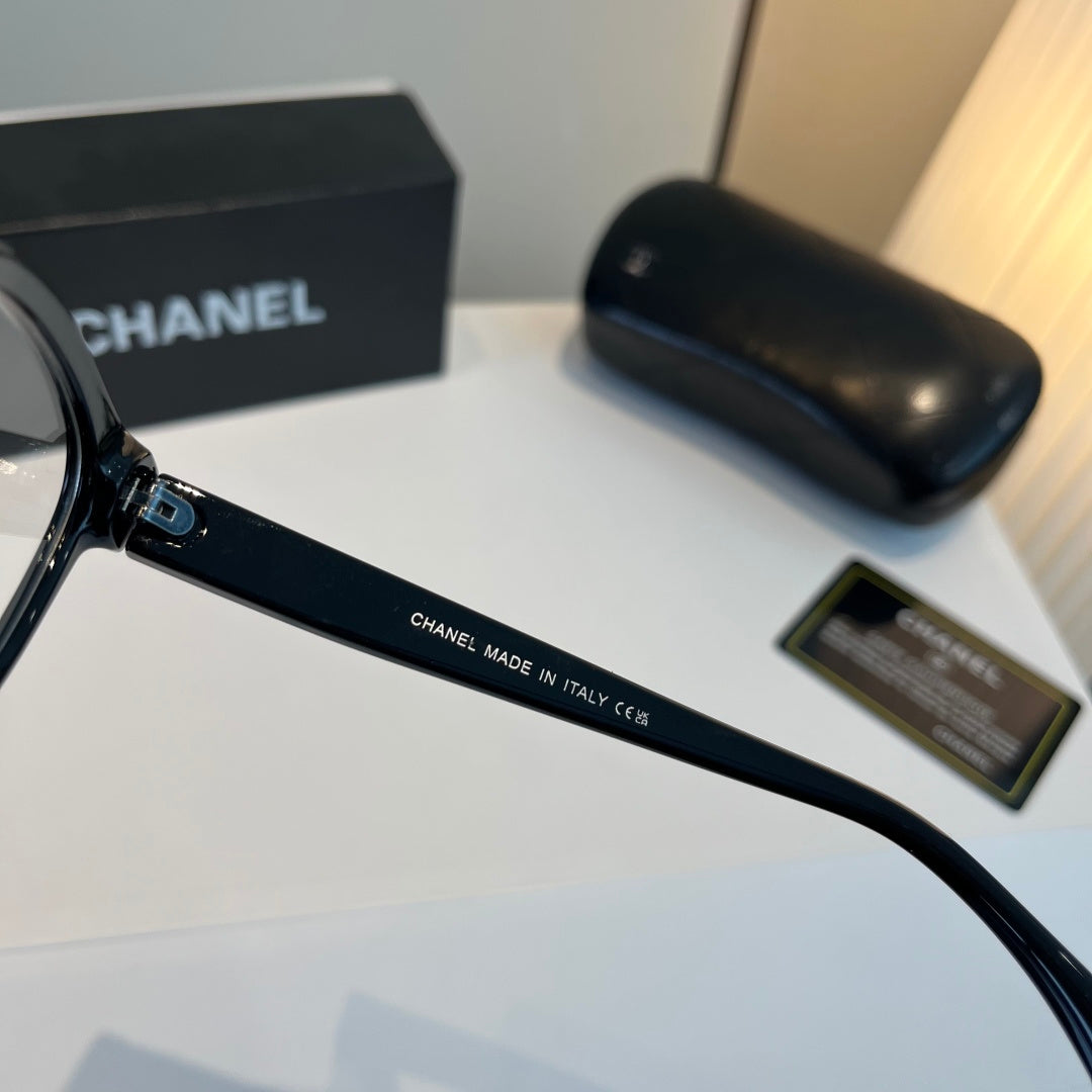 Chanel Fashion Black Lens Sunglasses for Men & Women - 382230 - detail image 9