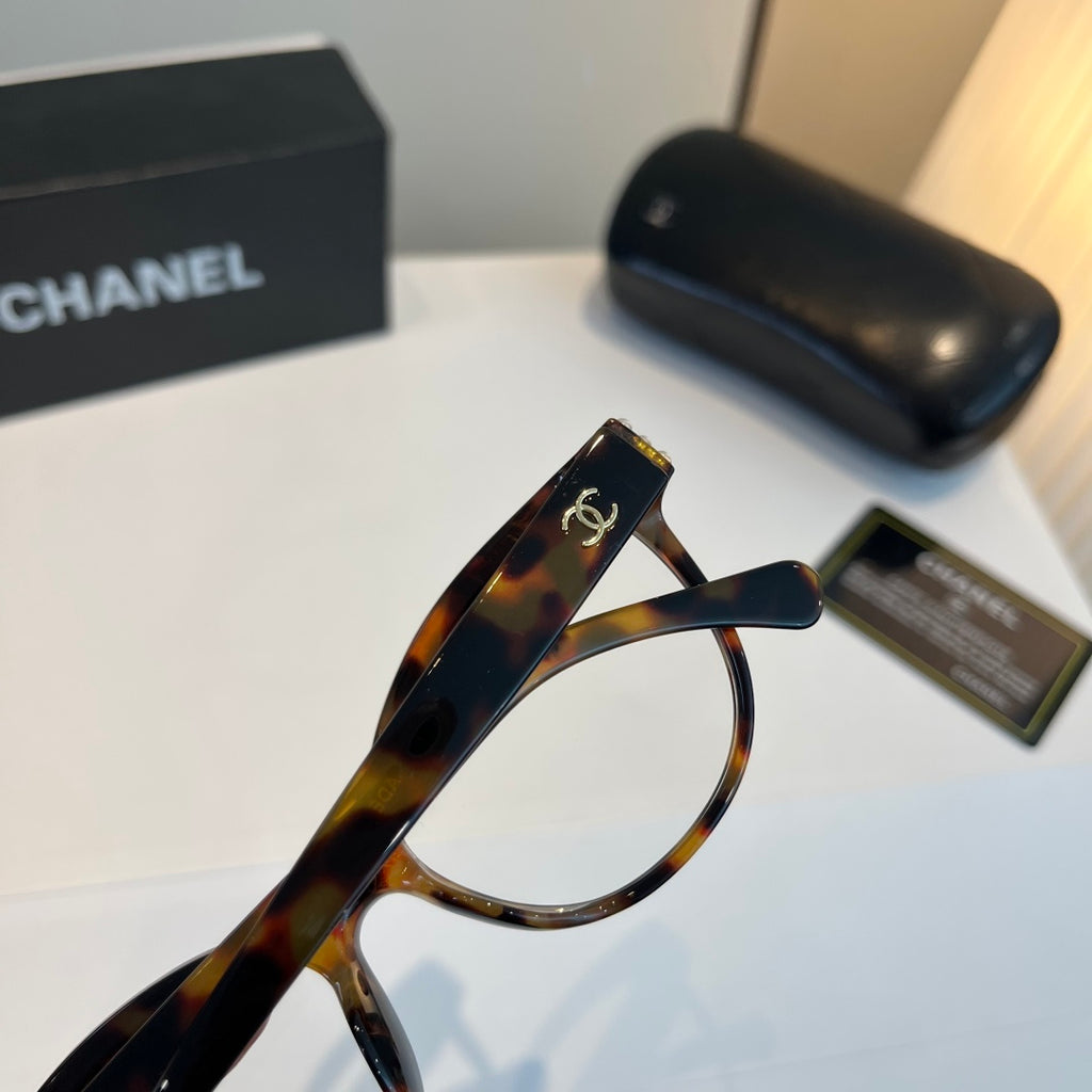 Chanel Fashion Silver Lens Sunglasses for Men & Women - 382231 - detail image 7