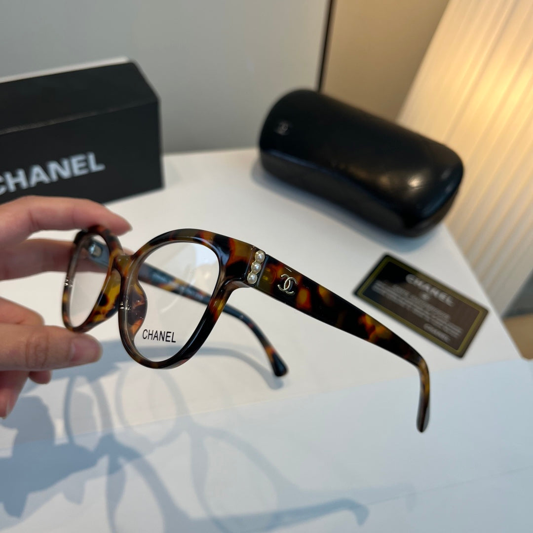 Chanel Fashion Silver Lens Sunglasses for Men & Women - 382231 - detail image 5