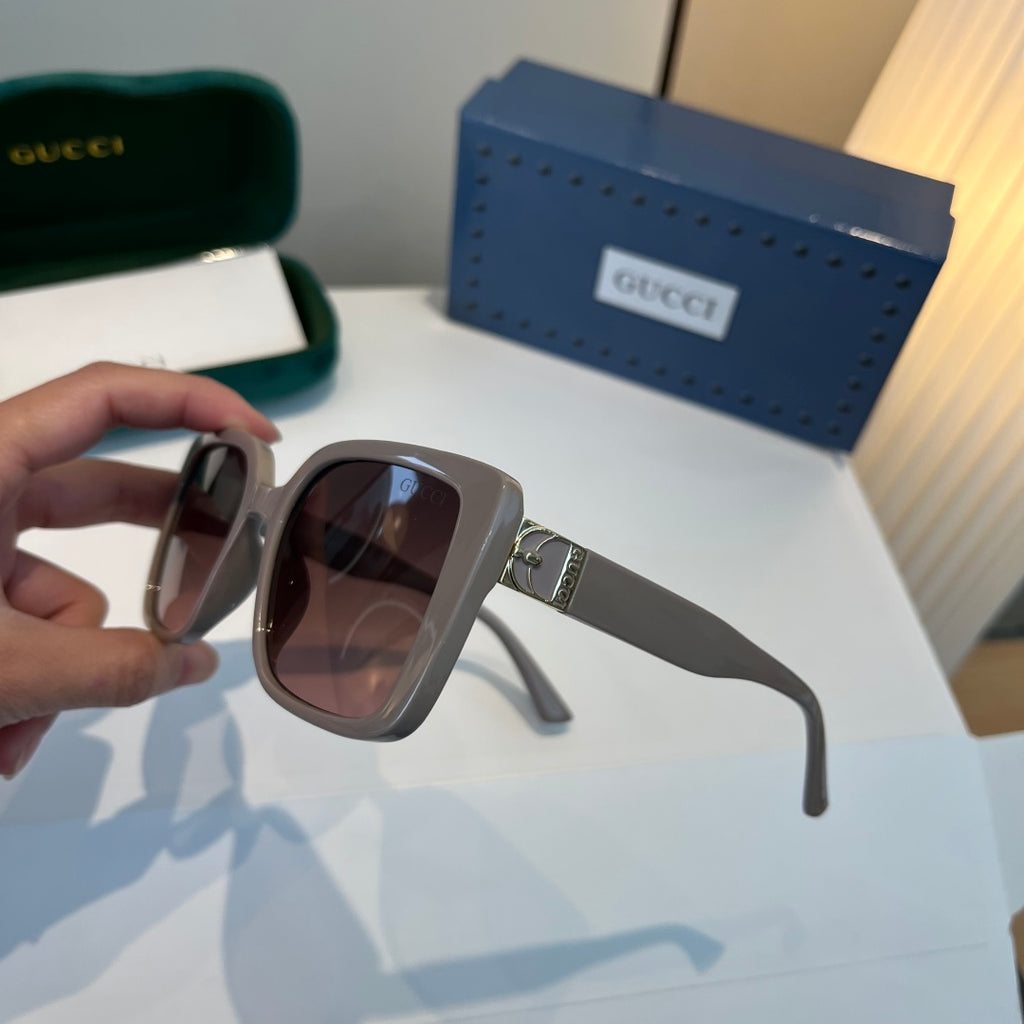 Gucci Oversized Silver Lens Sunglasses for Women - 448836 - detail image 4