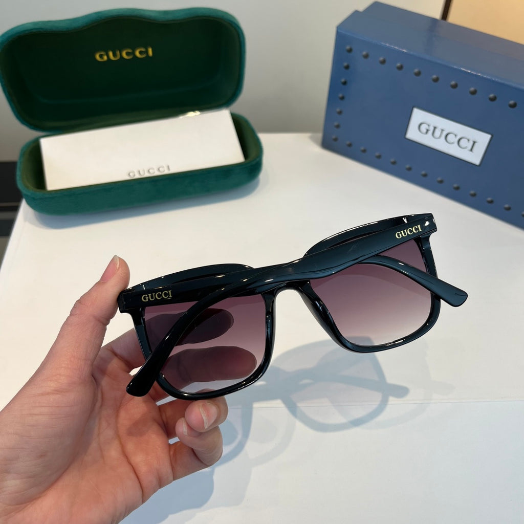 Gucci Oversized Black Lens Sunglasses for Men & Women - 448839 - detail image 7