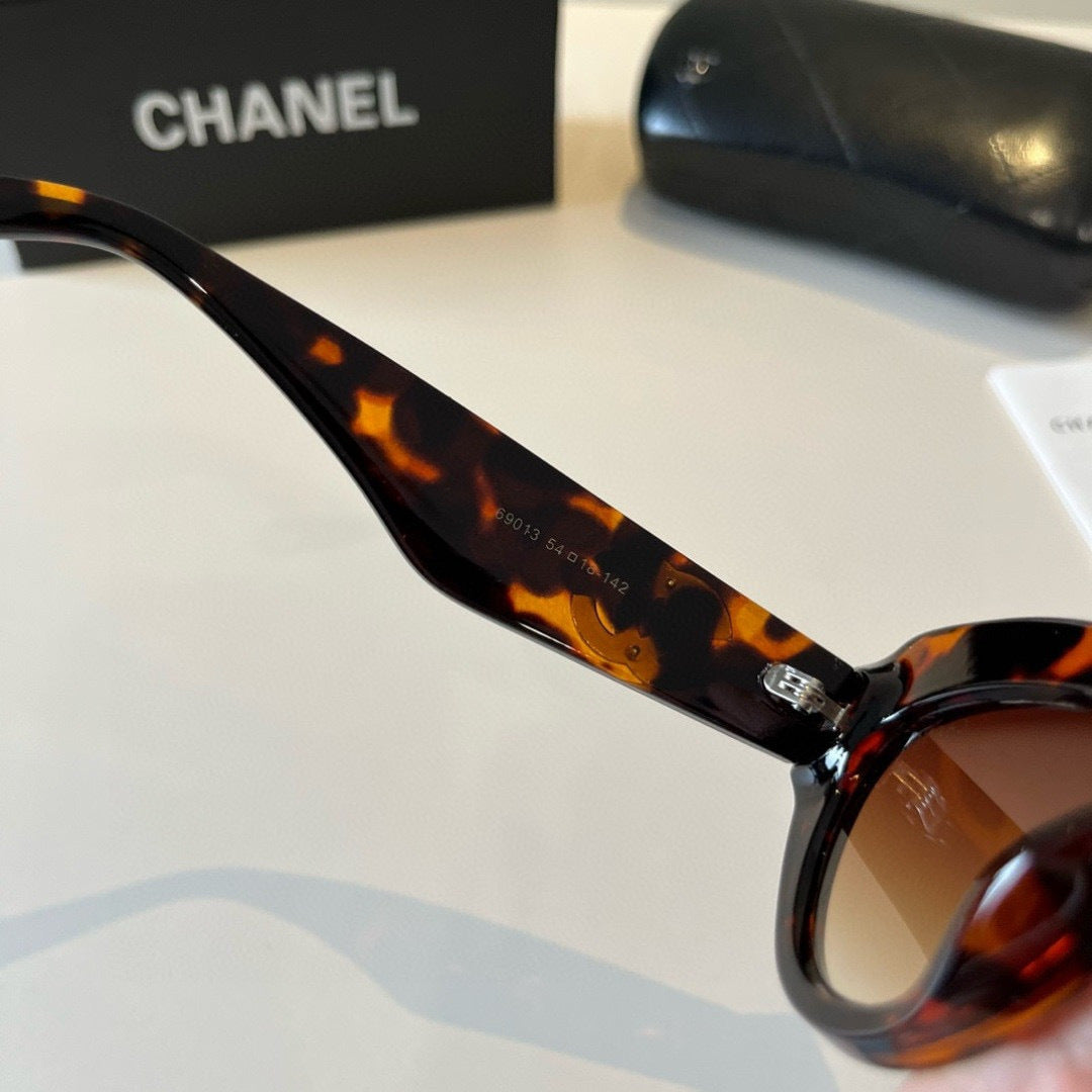 Chanel Fashion Black Lens Sunglasses for Men & Women - 465154 - detail image 7