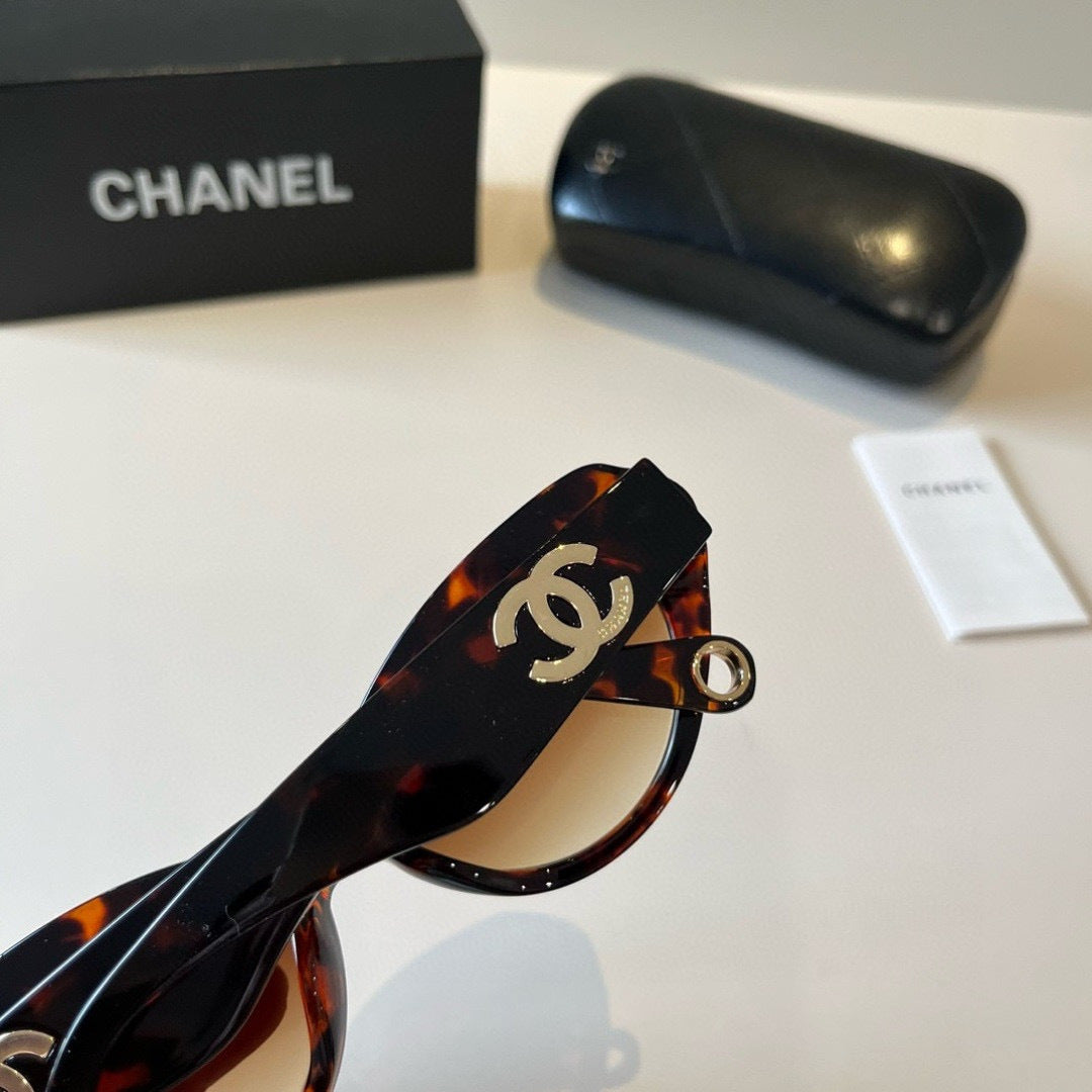 Chanel Fashion Black Lens Sunglasses for Men & Women - 465154 - detail image 5