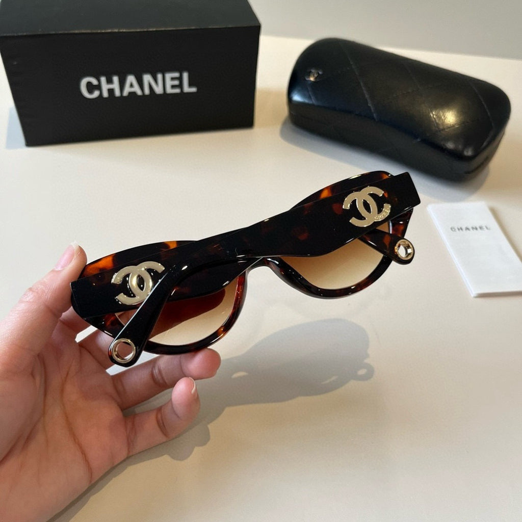 Chanel Fashion Black Lens Sunglasses for Men & Women - 431602 - detail image 6