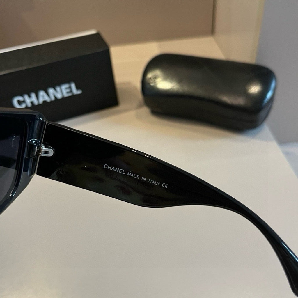 Chanel Fashion Black Lens Sunglasses for Men & Women - 486575 - detail image 7