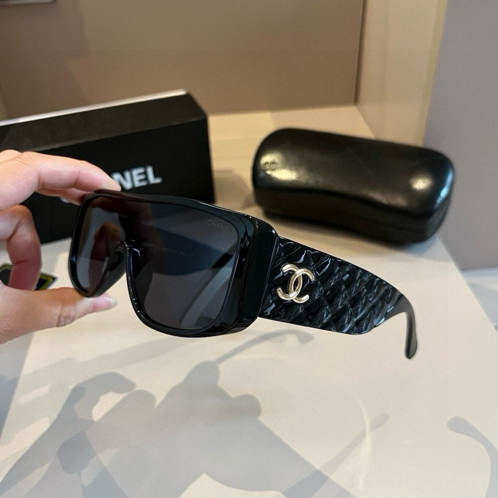Chanel Fashion Black Lens Sunglasses for Men & Women - 371783 - detail image 4